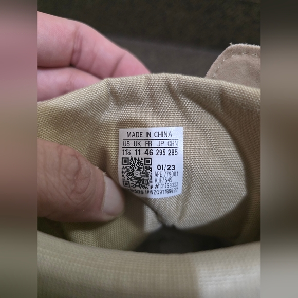 Yeezy 500 High Tactical Boot Sand - Picture 5 of 8